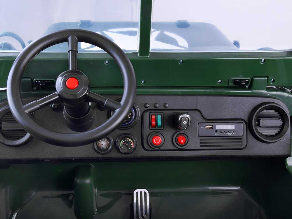 J E E P Willys pilot 3 vietų karinis elektrinis visureigis