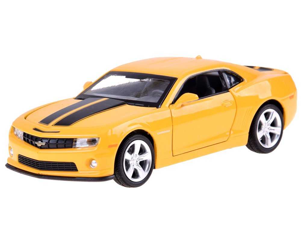 „Chevrolet Camaro SS“ automobilis, geltonas