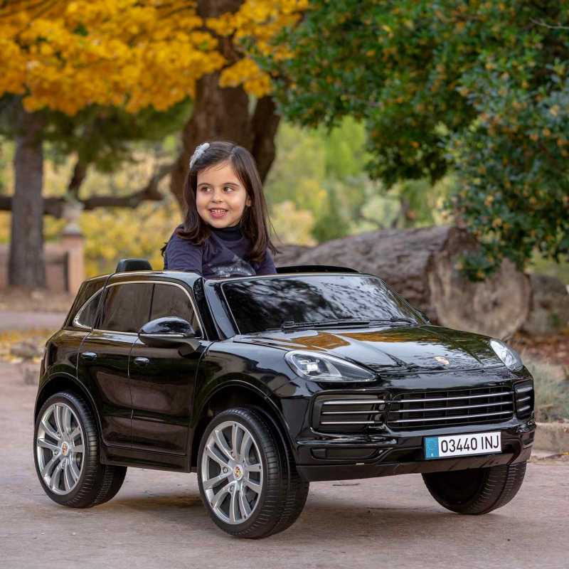 Vaikiškas dvivietis elektromobilis - Porsche Cayenne S, juodas