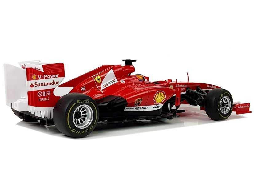 Nuotoliniu būdu valdomas sportinis automobilis Ferrari F138, raudonas